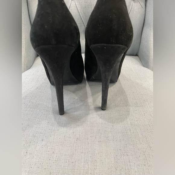 Nine West Platform Suede Black Heels - Picture 2 of 6